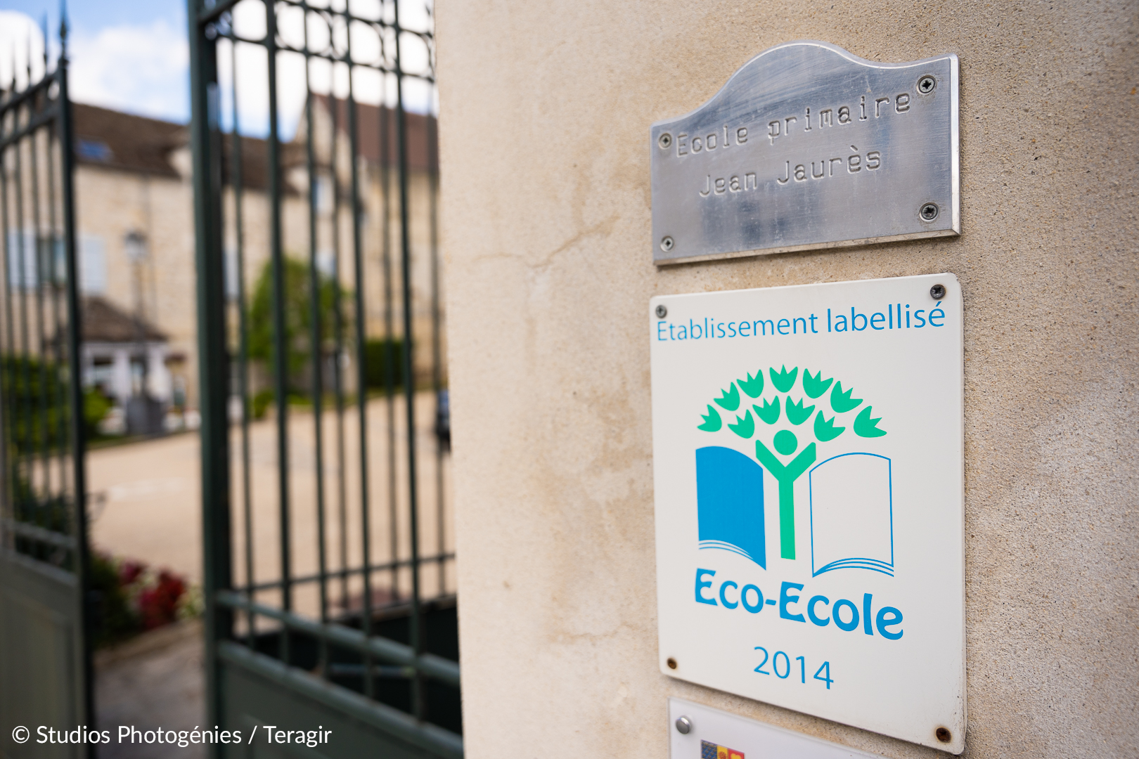 Devanture de l'Eco-Ecole Jean Jaurès de Cormeilles-en-Vexin